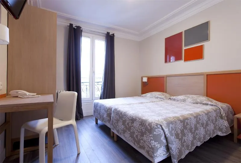 Hotel Est 3*