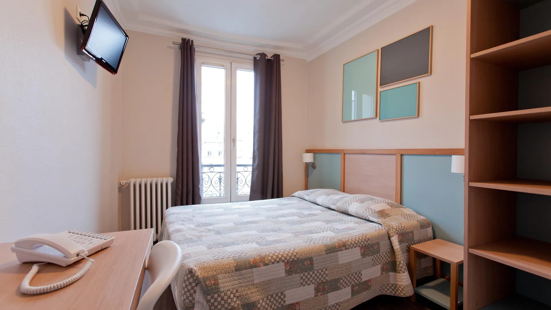 Hotel Est 3*